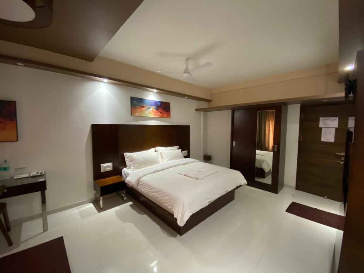 Tarkarli Niwas Nyahari Bed & Breakfast Malvan Exterior photo